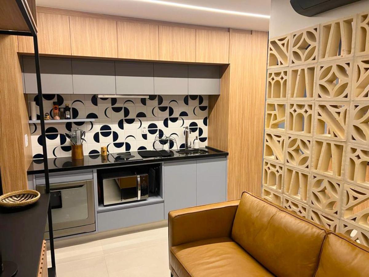 Booksampa — Estudio 1010 Be Urban Metro Brooklin
