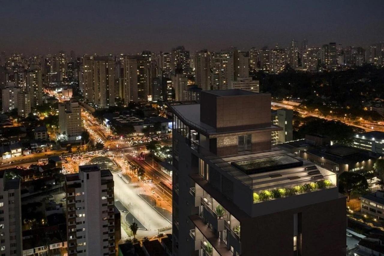 Booksampa — Estudio 1010 Be Urban Metro Brooklin * São Paulo
